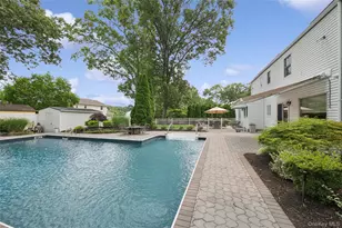 63 Woodview Ln, Centereach, NY 11720 - Photo 42