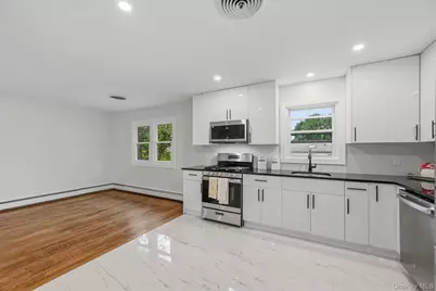 21 Manhattan Avenue #19, Middletown, NY 10940 - Photo 12