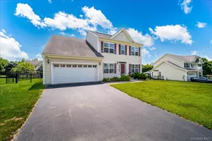 56 Plum Ct Dr, Poughquag, NY 12570 - Photo 2