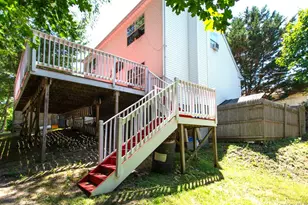32 Birch Ct, Riverhead, NY 11901 - Photo 12