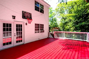 32 Birch Ct, Riverhead, NY 11901 - Photo 8