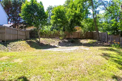 32 Birch Court, Riverhead, NY 11901 - Photo 12