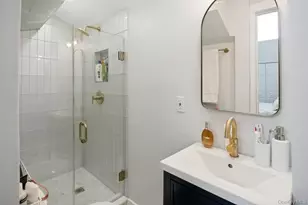 8 Waterside Close, Eastchester, NY 10709 - Photo 30