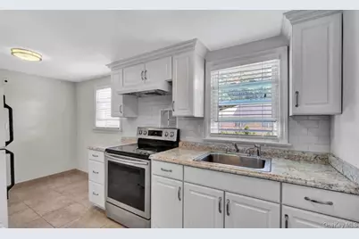54 McGeory Avenue #2, Bronxville, NY 10708 - Photo 4