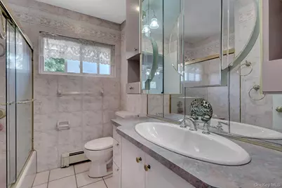 1 Prince Street, Hicksville, NY 11801 - Photo 20