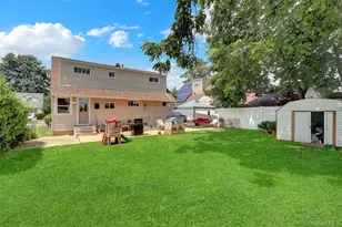 1 Prince St, Hicksville, NY 11801 - Photo 6