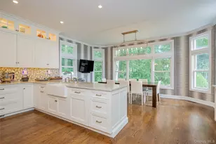 652 Noyack Path, Water Mill, NY 11976 - Photo 10
