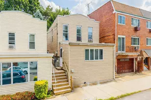 66-28 52nd Dr, Maspeth, NY 11378 - Photo 2