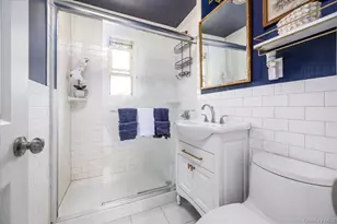 411 Merrick Rd, Rockville Centre, NY 11570 - Photo 14