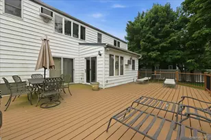 1935 Lenox Ave, East Meadow, NY 11554 - Photo 26