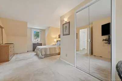 1935 Lenox Avenue, East Meadow, NY 11554 - Photo 20