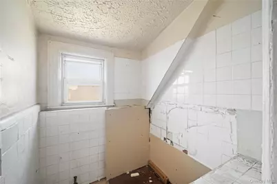 763 E 217th Street, Bronx, NY 10467 - Photo 20
