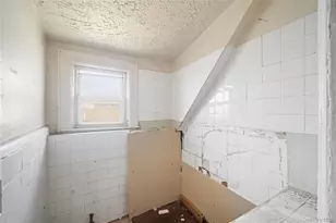 763 E 217th St, Bronx, NY 10467 - Photo 20