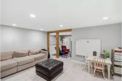 89 Poplar Street, Garden City, NY 11530 - Photo 24