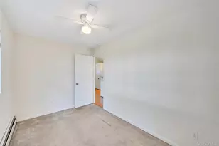 22 Maplewood Ave, Selden, NY 11784 - Photo 12
