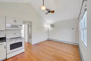 22 Maplewood Ave, Selden, NY 11784 - Photo 16