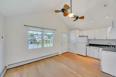 22 Maplewood Avenue, Selden, NY 11784 - Photo 18