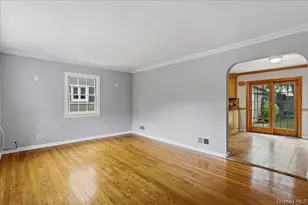 194 Lincoln Pl, Eastchester, NY 10709 - Photo 4