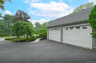 2 Buckingham Meadow Rd, East Setauket, NY 11733 - Photo 24