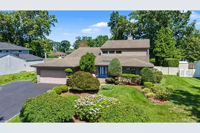 15 Pimlico Drive, Commack, NY 11725 - Photo 1