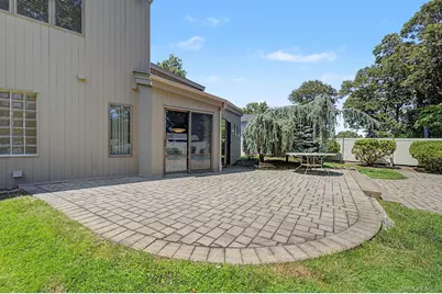 15 Pimlico Drive, Commack, NY 11725 - Photo 32