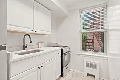 10 Franklin Avenue #3E, White Plains, NY 10601 - Photo 8