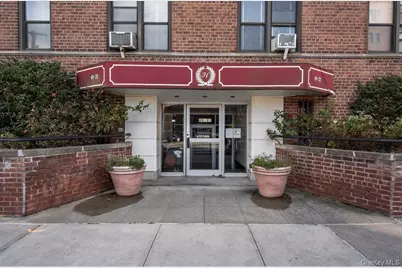 48-21 40th St. #2E, Sunnyside, NY 11104 - Photo 4