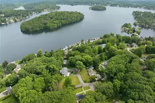 233 Hilltop St, Mahopac, NY 10541 - Photo 22
