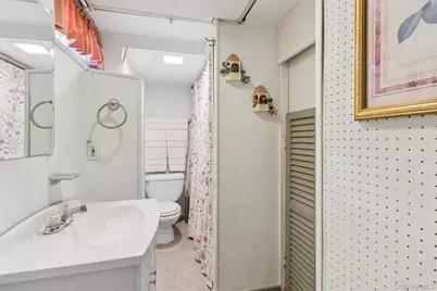 43 Beverly Road, Merrick, NY 11566 - Photo 22