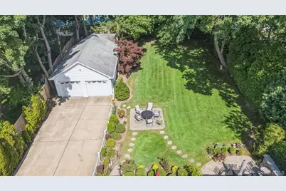 43 Beverly Road, Merrick, NY 11566 - Photo 42