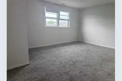 124 Parkdale Drive, North Babylon, NY 11703 - Photo 2