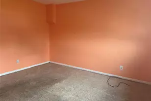 124 Parkdale Dr, North Babylon, NY 11703 - Photo 18