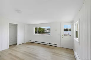 35 Gardners Ln, Hampton Bays, NY 11946 - Photo 12