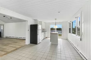 35 Gardners Ln, Hampton Bays, NY 11946 - Photo 8