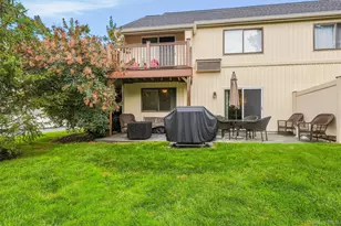 1 Kings Ct, Mohegan Lake, NY 10547 - Photo 14