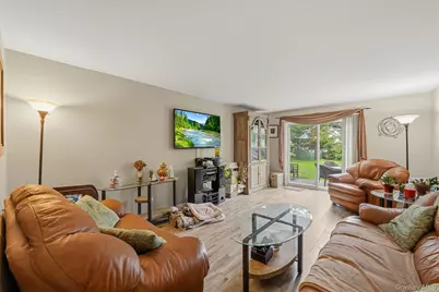 1 Kings Court #A, Mohegan Lake, NY 10547 - Photo 8