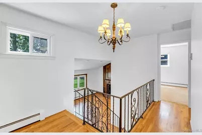 258 Lafayette Road, West Babylon, NY 11704 - Photo 18