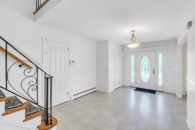 258 Lafayette Road, West Babylon, NY 11704 - Photo 6