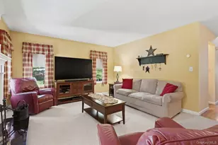 48 Reynolds Rd, Poughquag, NY 12570 - Photo 14