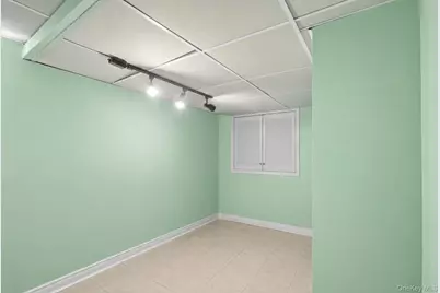 2280 Lyon Avenue, Bronx, NY 10462 - Photo 24