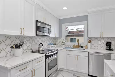 81 Barnes Street, Long Beach, NY 11561 - Photo 6