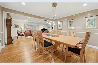 58 Reeve Road, Rockville Centre, NY 11570 - Photo 10