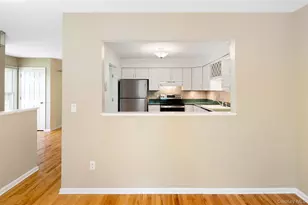 1804 Regent Dr, Mount Kisco, NY 10549 - Photo 14