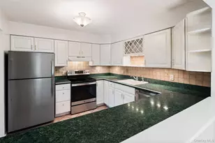 1804 Regent Dr, Mount Kisco, NY 10549 - Photo 10