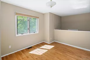 1804 Regent Dr, Mount Kisco, NY 10549 - Photo 12