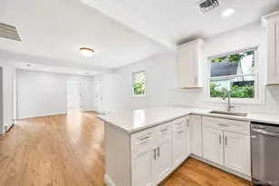 31 Oakland Ave, Port Jefferson Station, NY 11776 - Photo 20