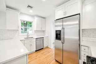 31 Oakland Ave, Port Jefferson Station, NY 11776 - Photo 16