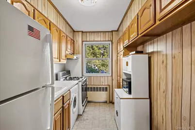 89-20 155th Avenue #20, Howard Beach, NY 11414 - Photo 8