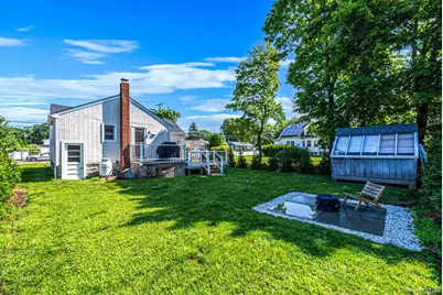 26 Sawyer Avenue, West Babylon, NY 11704 - Photo 22