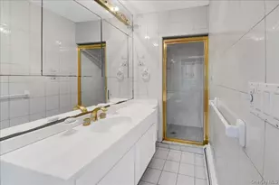 451 Ardsley Rd, Scarsdale, NY 10583 - Photo 32